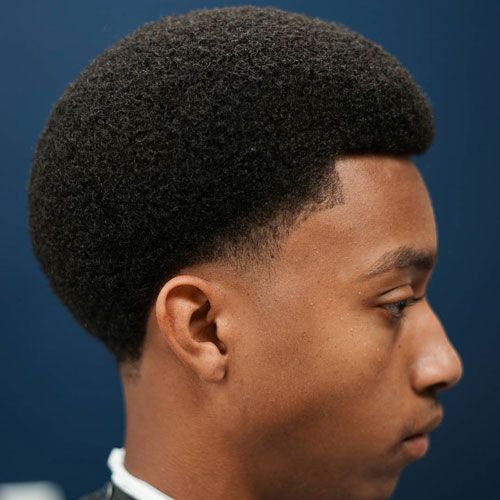 Afro Taper Fade Haircut | Men's Hairstyles + Haircuts 2019 Afro Taper, Taper Fade Afro, New Men Hairstyles, Long Afro, Black Boys Haircuts, Afro Hairstyles Men, Afro Fade, Short Afro Hairstyles, Black Hair Cuts