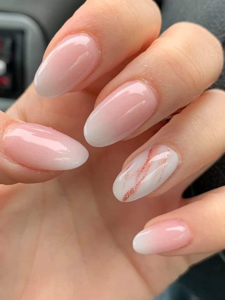 Oval Short Acrylic Nails Designs, Acrylic Nails Ideas Neutral, Short Nail Designs Marble, Simple Oval Acrylic Nails, Gel Nail Designs Marble, Simple Natural Nail Art, Nail Art Marble Pink, Marble Oval Nails, Natural Oval Acrylic Nails