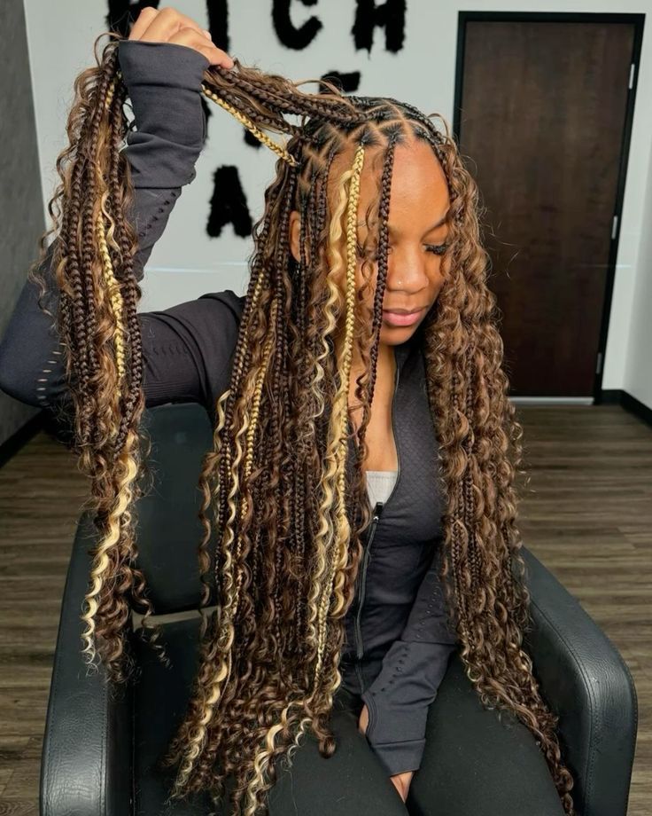 Highlight Braids, Fall Braids Black Women, Boho Braids With Color, Braided Hairstyles For Black Women Cornrows, Braids Ideas, Big Box Braids Hairstyles, Goddess Braids Hairstyles, Box Braids Hairstyles For Black Women, Cute Braided Hairstyles