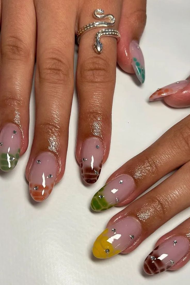 Hoco Nails, Chic Nail Art, Abstract Nail Art, Edgy Nails, Summery Nails, Casual Nails, Print Nails, Nail Jewelry, Neutral Nails