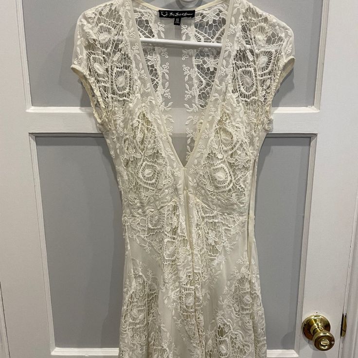 I Wore This Once For A White Party, Haven't Worn In 3 Years! Lemon Dress, White Party, For Love And Lemons, Lace White Dress, White Lace, Lace Dress, Fashion Inspo Outfits, Colorful Dresses, Casual Outfits