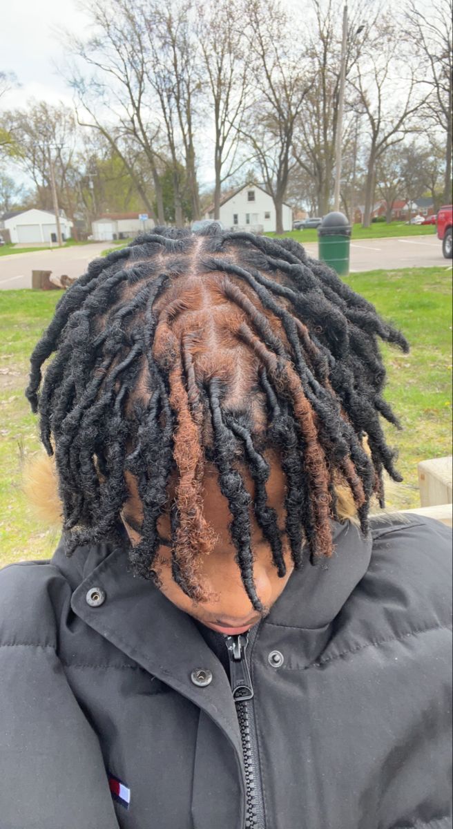 Colors To Dye Your Locs Men, Dreds Locs Men Dyed, Patch Dyed Locs, Black And Brown Dreads, Men Dyed Locs, Dread Colors, Hair Twist Curls, Dreadlock Ideas, Dread Inspiration