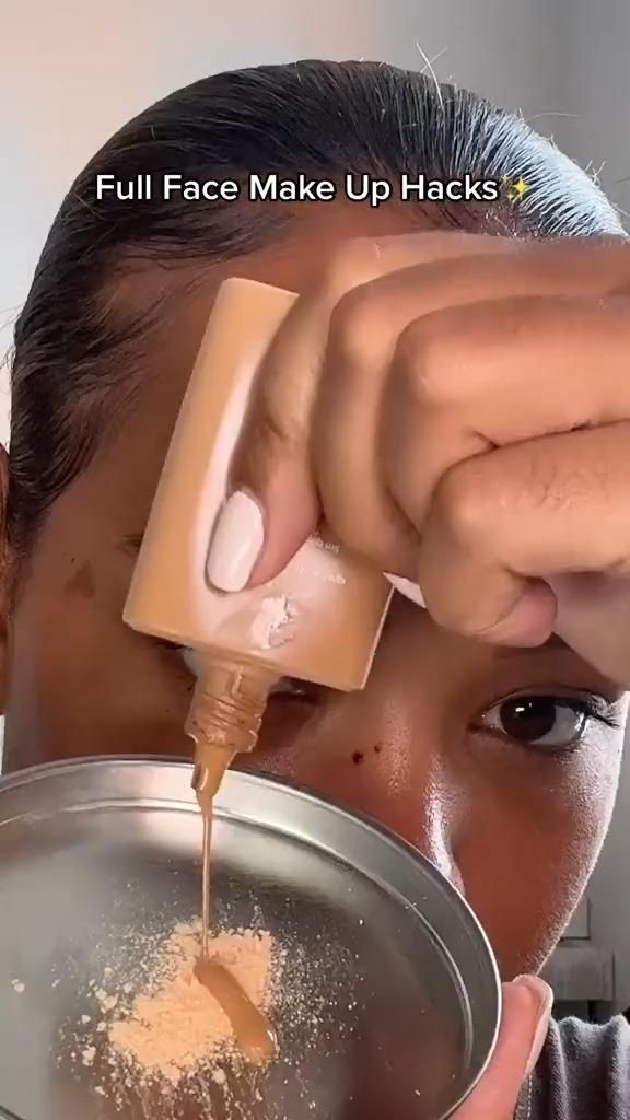 Quick Eye Makeup Tutorial, Face Makeup Tutorial Video, Dark Skin Makeup Tutorial, Face Contouring Makeup, Maquillage Yeux Cut Crease, Face Beat Makeup, Eyebrow Makeup Tutorial, Beginners Eye Makeup, Simple Makeup Tips