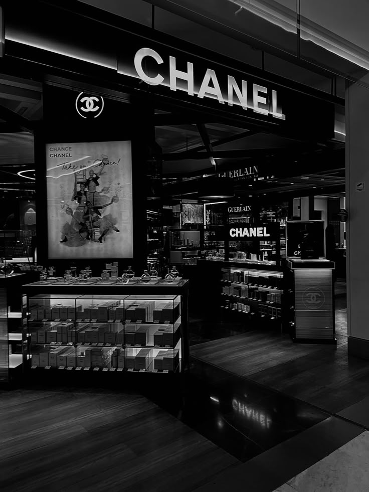 Chanel Luxury Aesthetic, Chanel Wallpaper Black, Luxury Brands Aesthetic Wallpaper, Chanel Ambassador, Tottenham Shirt, Brands Aesthetic, Chanel Wallpaper, Vision Board Pics, Chanel Aesthetic