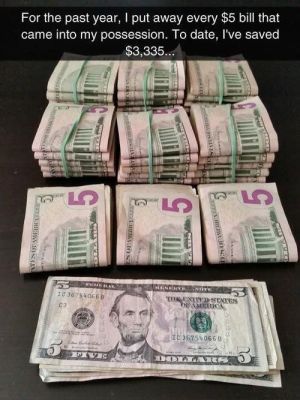 Looking for money hacks to save extra cash? Check out this post where I share amazing money saving tips and tricks. 1000 Lifehacks, Money Honey, Money Saving Techniques, 1000 Life Hacks, Money Saving Plan, Money Challenge, Budget Planer, E Mc2, Budget Saving