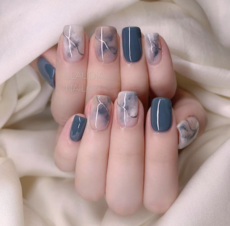 Gel Polish Nail Designs, Minimal Nails Art, Fake Nails Designs, Bridal Nail Art, Hello Nails, Gel Nail Art Designs, Nail Techniques, Art Designs Ideas, Blue Nail Art