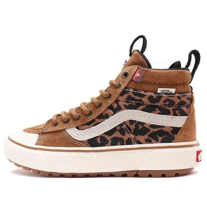 Vans SK8 Hi MET-2 VN0A5HZZA0A Vans Shoes Fashion, Tenis Vans, Sneakers Brown, White Shoes Sneakers, Black And White Sneakers, Walk In My Shoes, Vans Sk8 Hi, Brown Sneakers, Sk8 Hi