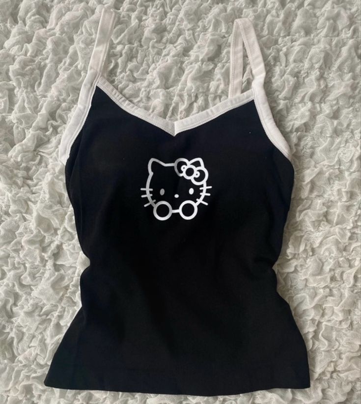 Hello Kitty Bleach Shirt, Y2k Hello Kitty Clothes, Cute Clothes Y2k, Hello Kitty Clothes Aesthetic, Hello Kitty Y2k Outfit, Ropa Hello Kitty, Hello Kitty Inspired Outfits, Hello Kitty Things To Buy, Hello Kitty Ropa