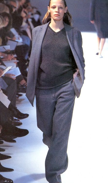 archivings Margiela 90s, Jil Sander 90s, 90s Minimalism, 1990s Style, 90s Runway, 1990s Fashion, To Wear, Fashion Week Street Style, Fashion Over 50