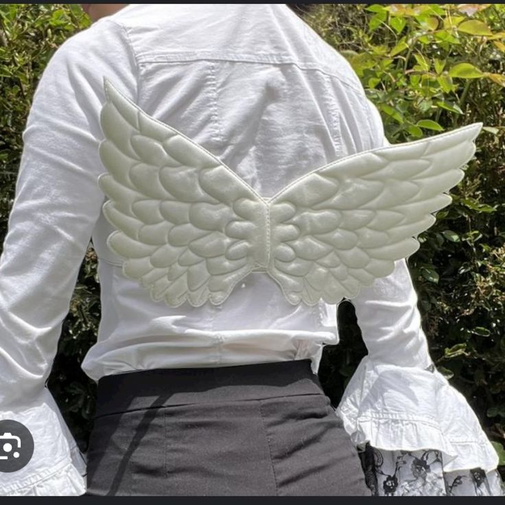 New Without Tags Size Sm/M Hot Topic Kawaii Angel Wing Corset Belt. Stretchy Elastic With Silver Closure And Adorable White Angel Wings On The Back. Perfect For Halloween Or Cosplay Price Firm** Angel Wings Accessories, Kawaii Angel, White Angel Wings, Pretty Fits, White Angel, Clothing Reference, Corset Belt, Elastic Belt, Play Dress Up