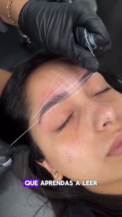 Henna Brows, Makeup Artist Tips, Permanent Makeup Eyebrows, Eyebrow Stencil, Brow Lift, Homemade Beauty Tips, Brow Tinting, Microblading Eyebrows, Eyebrow Tutorial