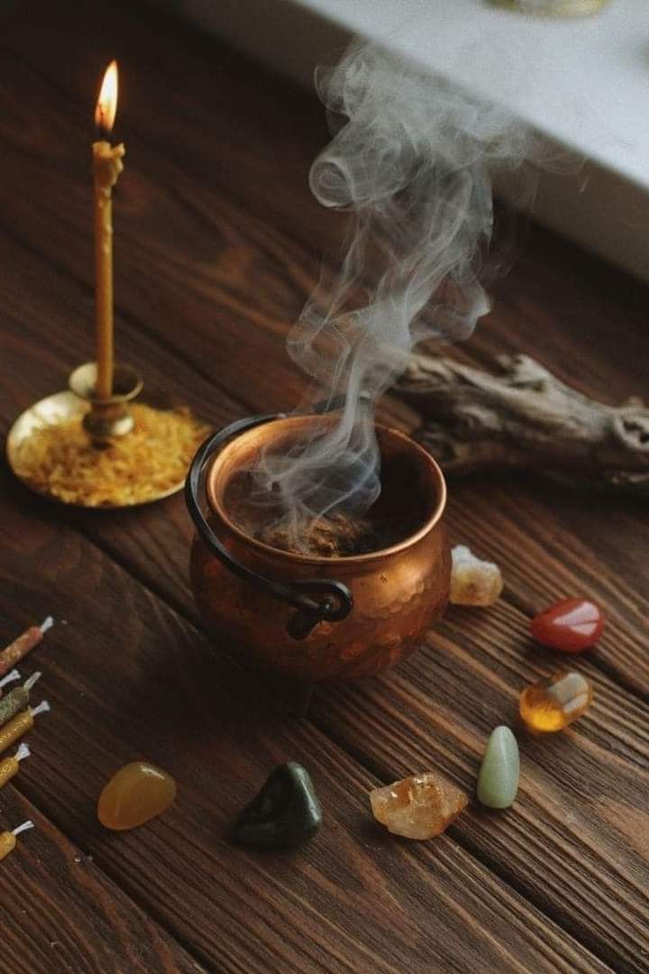 Turkish Coffee Reading, Healing Center, Magia Das Ervas, Black Magic Spells, Coffee Reading, Witchy Aesthetic, Healing Space, Herbal Magic, Spell Caster