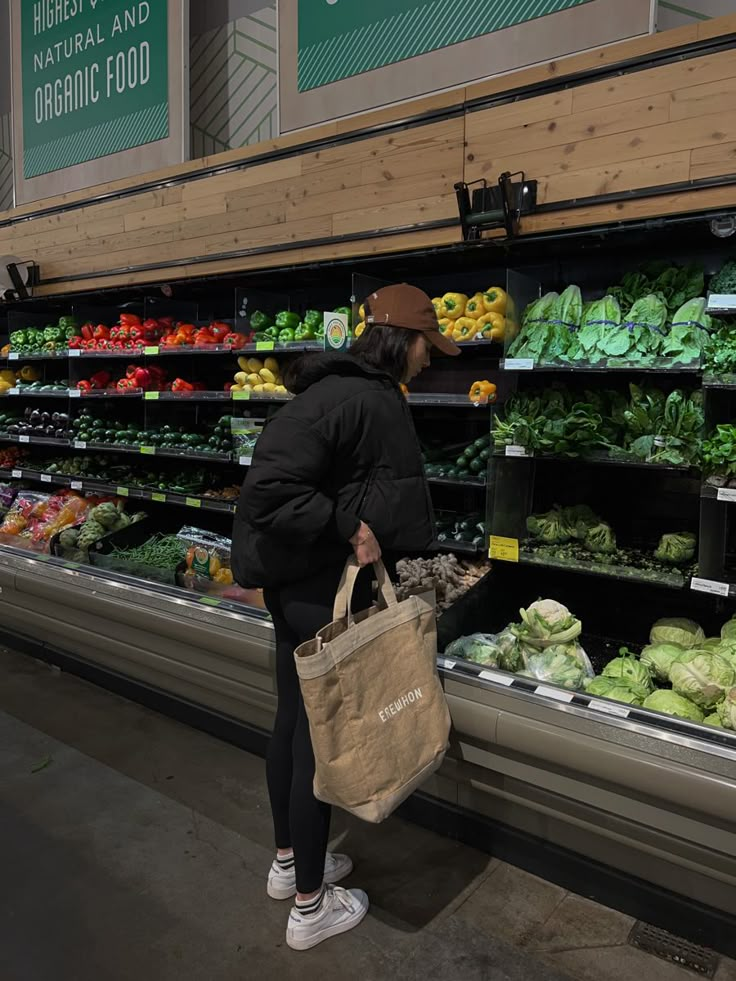 Grocery store, whole foods, clean eating, 2023 goals, healthy girl aesthetic Grocery Photoshoot, Whole Foods Grocery Store, Whole Foods Grocery, Pineapple Shots, Whole Foods Clean Eating, Ginger Pineapple, Healthy Grocery Shopping, Healthy Girl Aesthetic, Early Adulthood