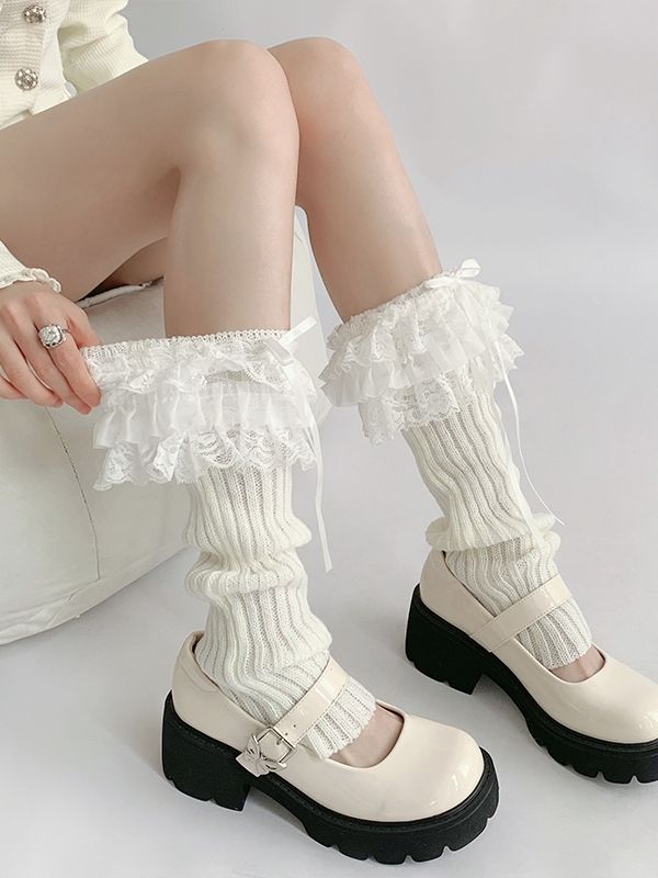 The price is for a pair of leg warmers only, others are not included.  Garment Size   	 		 			Size 			Free Size 		 		 			Full Length 			40 		 		 			Width 			26/16 Winter Ruffle Socks, White Knitted Leg Warmers For Spring, Plus Size Goth Fashion, Plus Size Kawaii, Kawaii Sweatshirt, Goth Guys, Knit Leg Warmers, Punk Vintage, Kawaii Dress