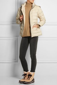 Sorel Tivoli Boots Outfit, Sorel Outfit, Apres Ski Outfits, Winter Look Book, Sorel Tivoli, Gucci Sweater, Michael Kors Backpack, Fall And Winter Outfits, Spring And Summer Outfits