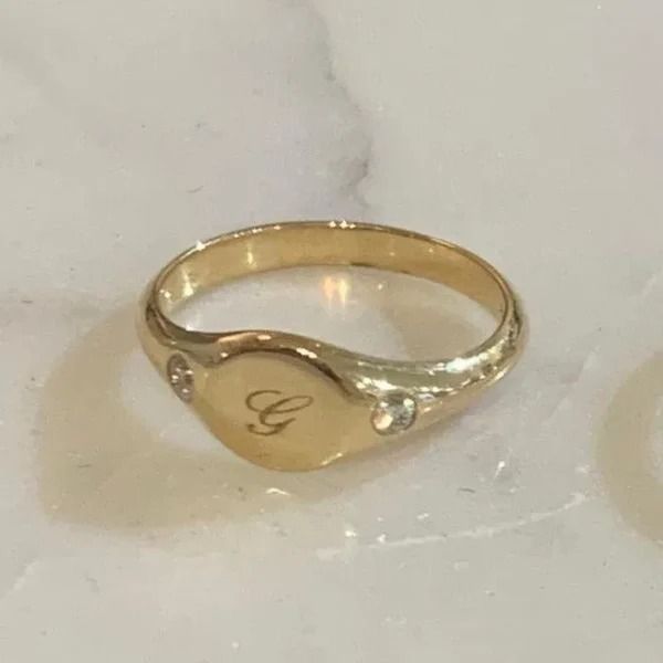 The Gild The Gold Petite Diamond Signet Ring - At Present Jewelry Luxury Elegant Signet Ring With Pave Setting, Tiffany And Co Signet Ring, Vintage Gold Signet Ring, Letter Signet Ring, Signet Rings Women Vintage, Signet Ring Design, Jewellery Lookbook, Pinky Ring Gold, Engraved Signet Ring