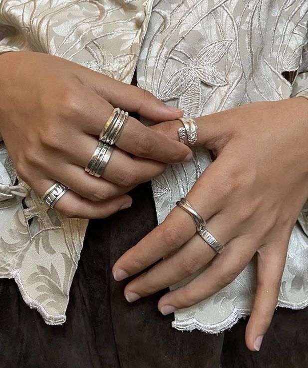 Silver Rings Stack, Cardan Greenbriar, Chunky Silver Rings, Aesthetic Rings, Nail Jewelry, Dope Jewelry, Funky Jewelry, Stacked Jewelry, Jewelry Lookbook