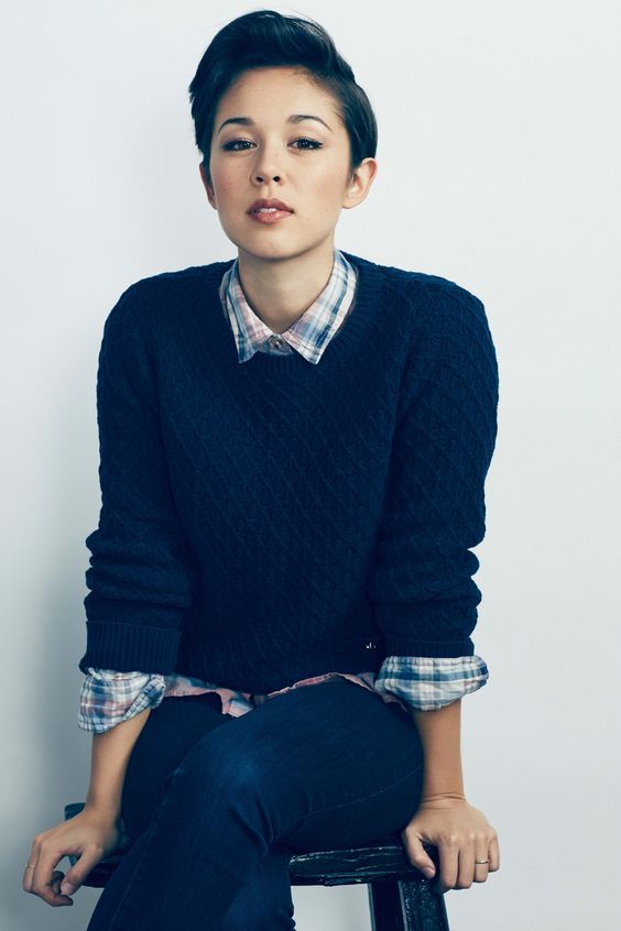 Basic Androgyny Inspo - Album on Imgur Kina Grannis, Butch Fashion, Tomboy Hairstyles, Lesbian Fashion, Cooler Style, Queer Fashion, Tomboy Outfits, Androgynous Fashion, Tomboy Fashion