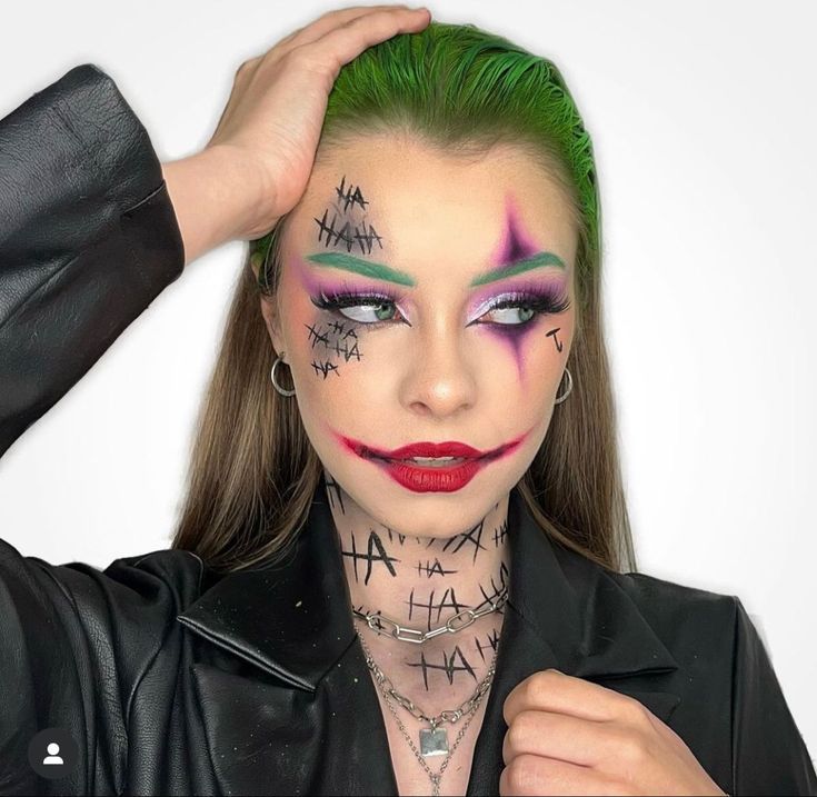 Halloween Makeup Looks Joker, Joker Female Makeup Looks, Pretty Joker Makeup, Joker Glam Makeup, Joker Cosplay Makeup, Joker Make Up Female Easy, Joker Make Up Easy, Women Joker Makeup, Womens Joker Makeup