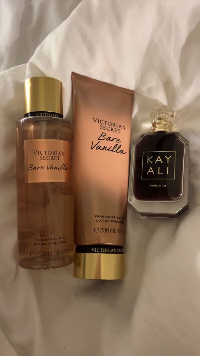 Vanilla Body Spray, Victoria Secret Vanilla, Profumo Victoria Secret, Victoria Secret Body Spray, Bare Vanilla, Victoria's Secret Perfume, Fragrances Perfume Woman, Victoria Secret Fragrances, Vanilla Perfume