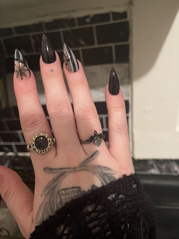 Wednesday Adams Nails Ideas, Wednesday Addams Nails Ideas, Wednesday Inspired Nails, Wednesday Addams Nail Art, Wednesday Nails Ideas, Wednesday Addams Nails, Wednesday Nails, 2023 Winter Nails, Movie Nails