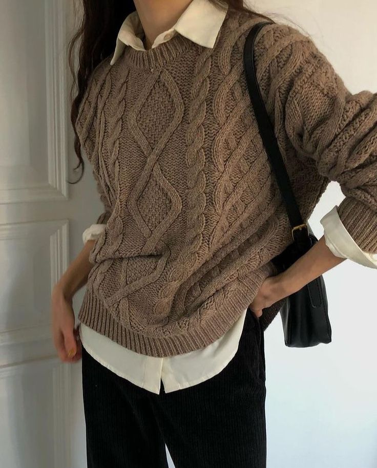 Oversized Cable Knit Sweater, Mauve Taupe, Knit Sweater Outfit, Academia Outfits, Uni Outfits, 가을 패션, Cable Knit Sweater, Business Casual Outfits, Casual Style Outfits