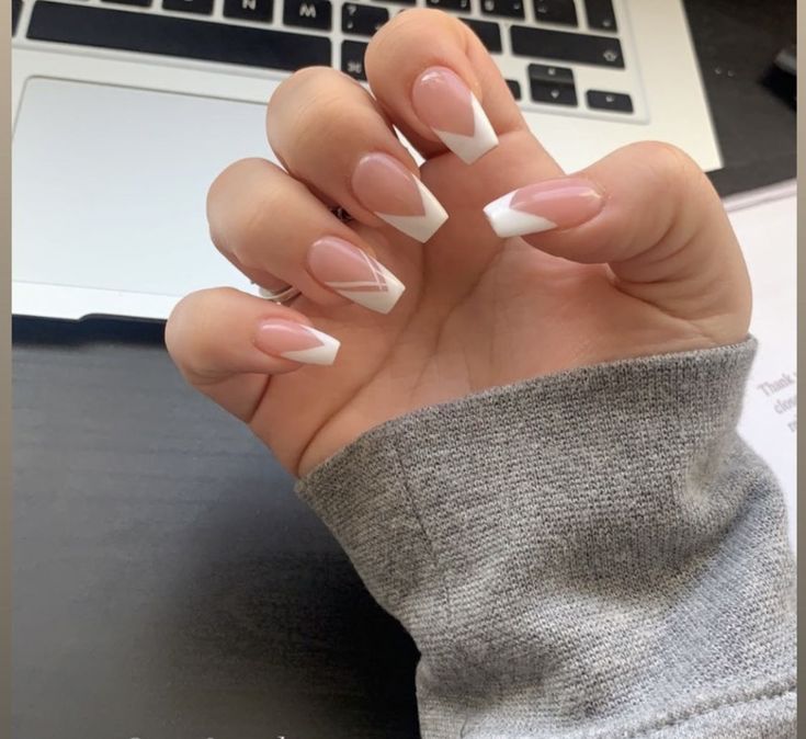 White And Silver French Tip Nails Coffin, Trendy French Tip Nails Coffin Short, French Tip With Silver Line Coffin, Short Coffin French Tip Nails White, Cute Nails For Homecoming Simple, French V Manicure, White Summer Nails Coffin, Homecoming Nails White French Tip, White French Tip Acrylics With Design