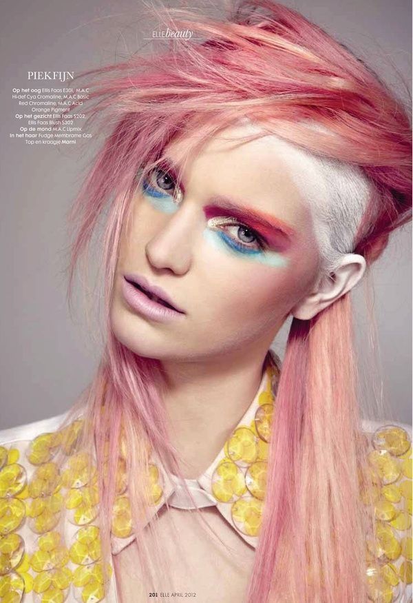 Punk/rock makeup inspiration #spadelic #makeup #punk Make Carnaval, Vogue Portugal, Punk Makeup, Rainbow Hair Color, Candy Hair, Pastel Pink Hair, Make Up Inspiration, Bright Hair Colors, Smink Inspiration