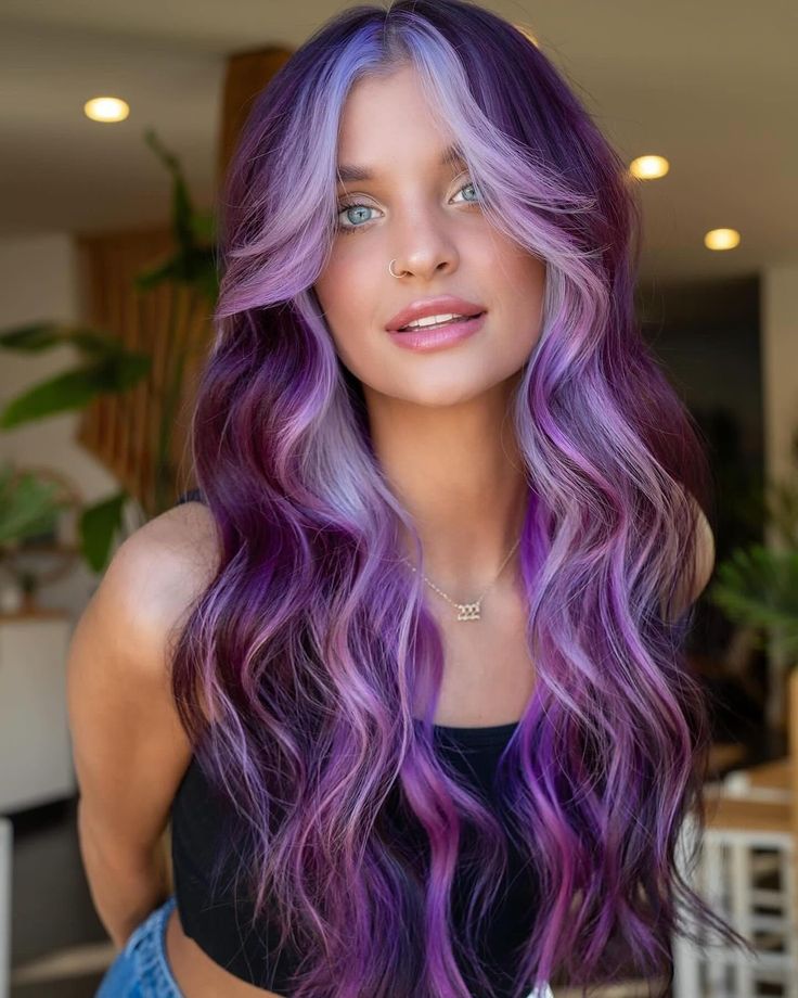 Purple Hair Highlights, Hair Styels, Plum Hair, Violet Hair, Money Piece, Gorgeous Hair Color, Dyed Hair Inspiration, Fantasy Hair, Hair Color Purple