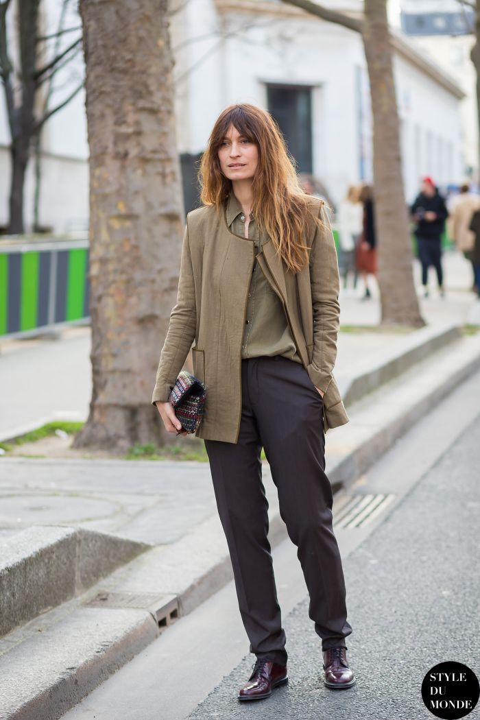 Paris Fashion Week FW 2015 Street Style: Caroline de Maigret Caroline De Maigret Summer Style, How To Wear Oxford Shoes, Midnight In Paris Marion Cotillard, Minimalisticky Chic, Chiara Ferragni Style, Oxford Shoes Outfit, Jeanne Damas, Street Style 2016, Women Oxford Shoes