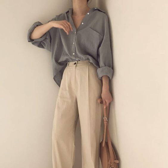 Work Outfits Medium Size Women, Open Button Up Shirt Outfit, 40s Mode, Dark Academia Outfit, Dark Academia Fashion, Academia Fashion, 90's Fashion, Mode Inspo, 가을 패션