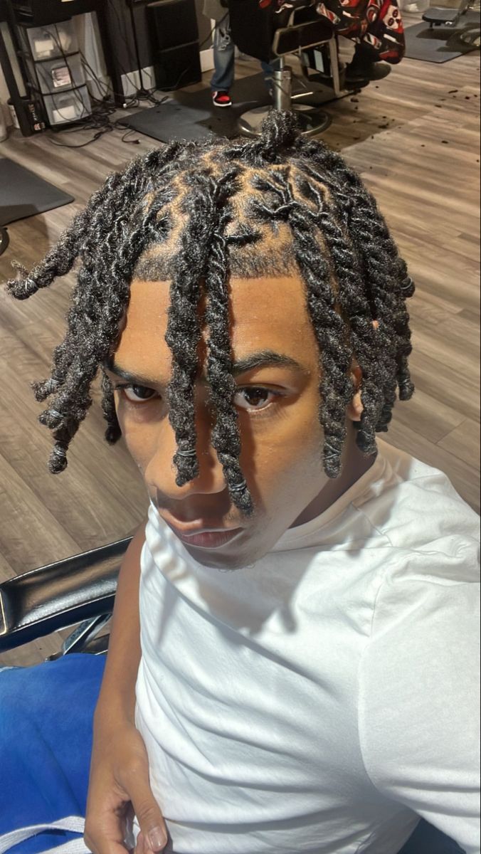 Dreads Short Hair, Twist Hair Men, Two Strand Twist Hairstyles, Mens Dreadlock Styles, Cornrow Braids Men, Mens Twists Hairstyles, Taper Fade Curly Hair, Hair Twists Black, Dread Hairstyles For Men