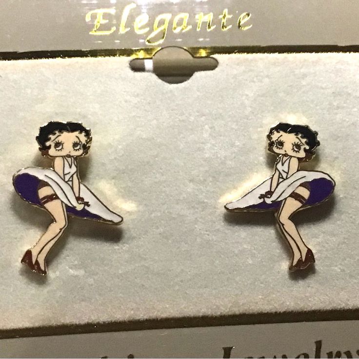 1” New, Never Worn Or Displayed. Pierced Betty Boop Earrings. Check Out My Other Betty Earring Designs And Pins The Underneath Part Of The Skirt Is Purple. Betty Boop Jewelry, Vivian Leigh, Betty Boop Classic, Marilyn Dress, Generator Accessories, Black Betty Boop, Frog Drawing, Black Betty, Earring Designs