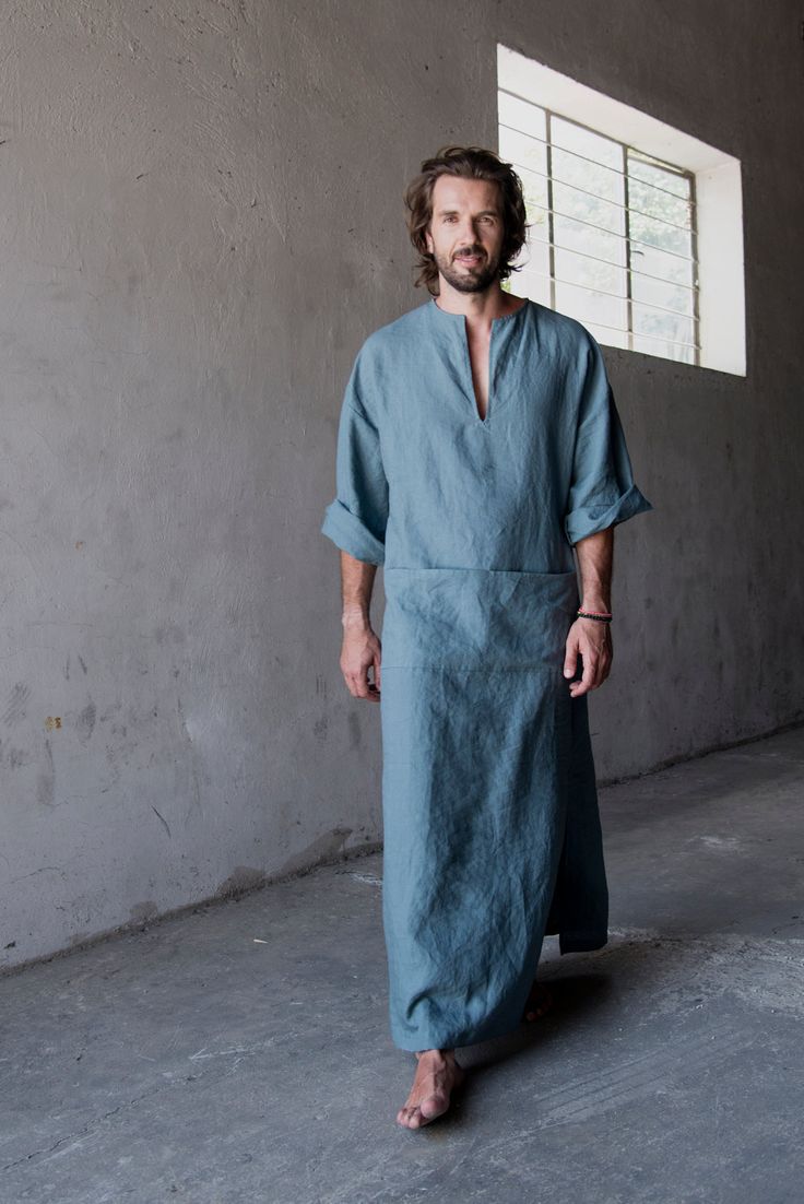 Linen Lounge Wear, Lounge Wear Stylish, Men Kaftan, Western Outfits Men, Mode Kimono, Bathrobe Men, Desert Fashion, Linen Loungewear, Linen Shirts