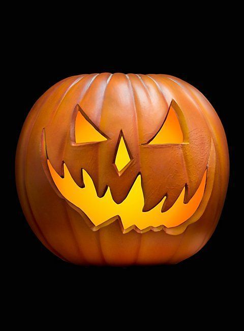 Halloween Movie Pumpkin, Pumpkin Decorating Party, Halloween 78, Pumpkin Background, Disney Pumpkin Carving, Movie Night Gift, Disney Pumpkin, Amazing Pumpkin Carving, Light Up Pumpkins