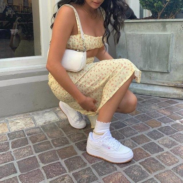 european summer outfits Reebook Outfit Women, Reebok Club C Double Outfit, White Reebok Sneakers Outfit, Outfits With Reebok Shoes, Reebok Sneakers Outfit, White Sneakers With Dress, Reebok Outfit, Reebok White Sneakers, Dress And Sneakers