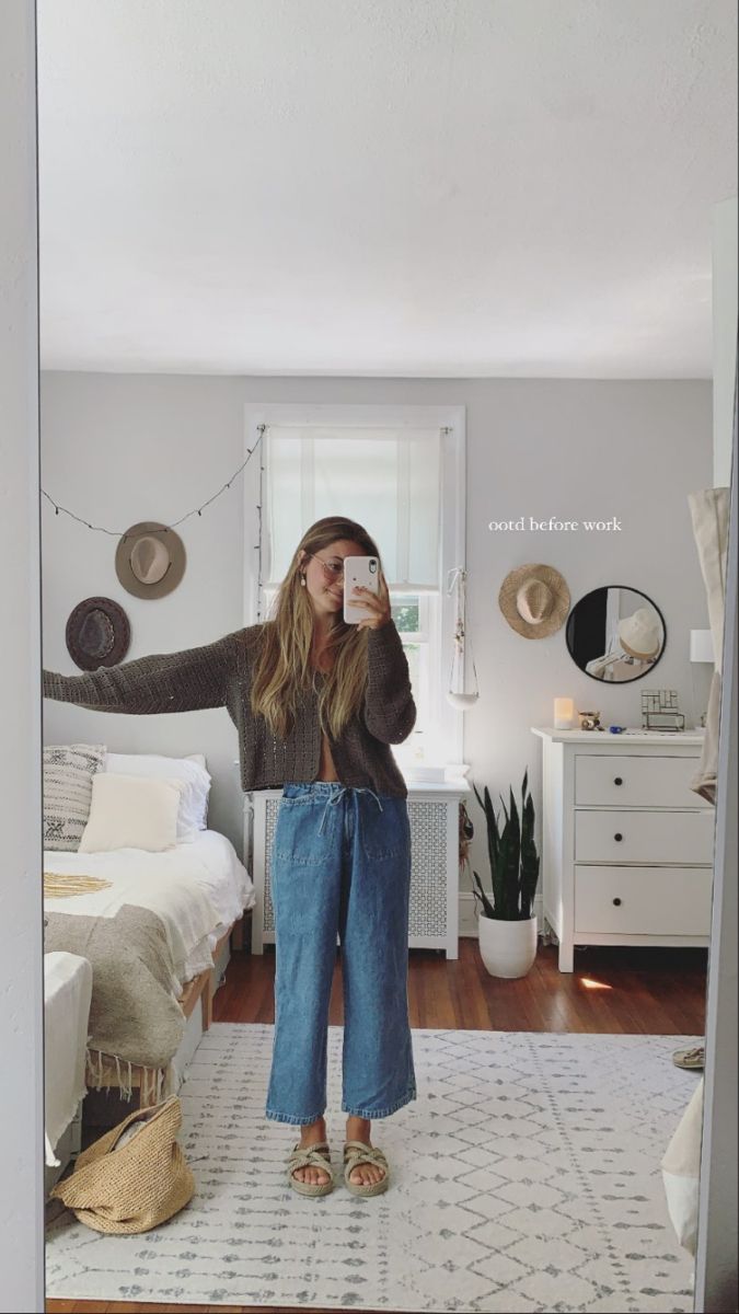 Asheville Style Fashion, Free People Outfits Spring, Comfy Autumn Outfit Aesthetic, Madison Mealy Outfits, Belly Friendly Outfits, Preppy Trendy Outfits, Granola Dress Outfit, Free People Jumpsuit Outfit Fall, Home Outfits Aesthetic