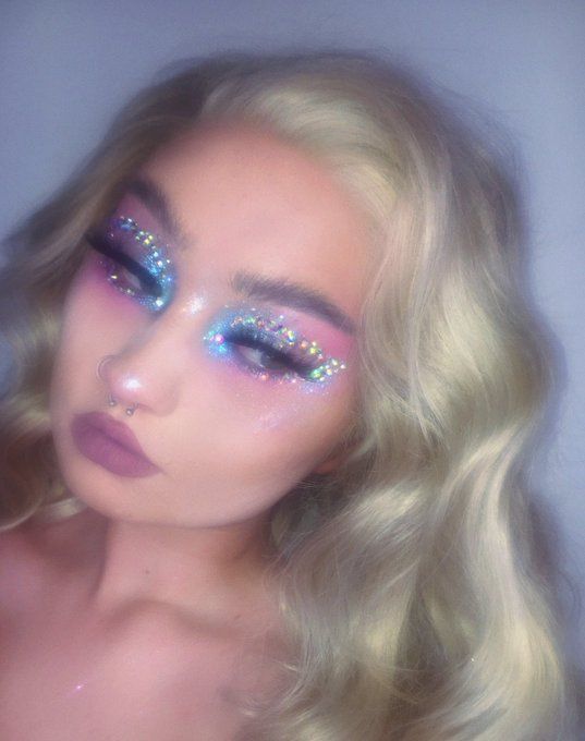 Rhinestone Makeup, Magical Makeup, Birthday Makeup, Makeup Eye Looks, Creative Makeup Looks, Eye Makeup Art, Baddie Makeup, Editorial Makeup, Glam Makeup