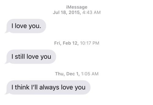 two texts that say i love you and the other one says i'm sorry