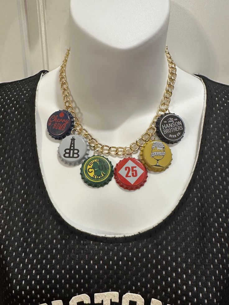 Gold plated chain...16 inches in length with vintage bottle cap charms. All necklaces will vary & are not customizable. 90s Baddie, Norfolk Va, Vintage Bottle, Gold Plated Chains, Bottle Cap, Norfolk, Chains Necklace, Necklace Lengths, Gold Plate