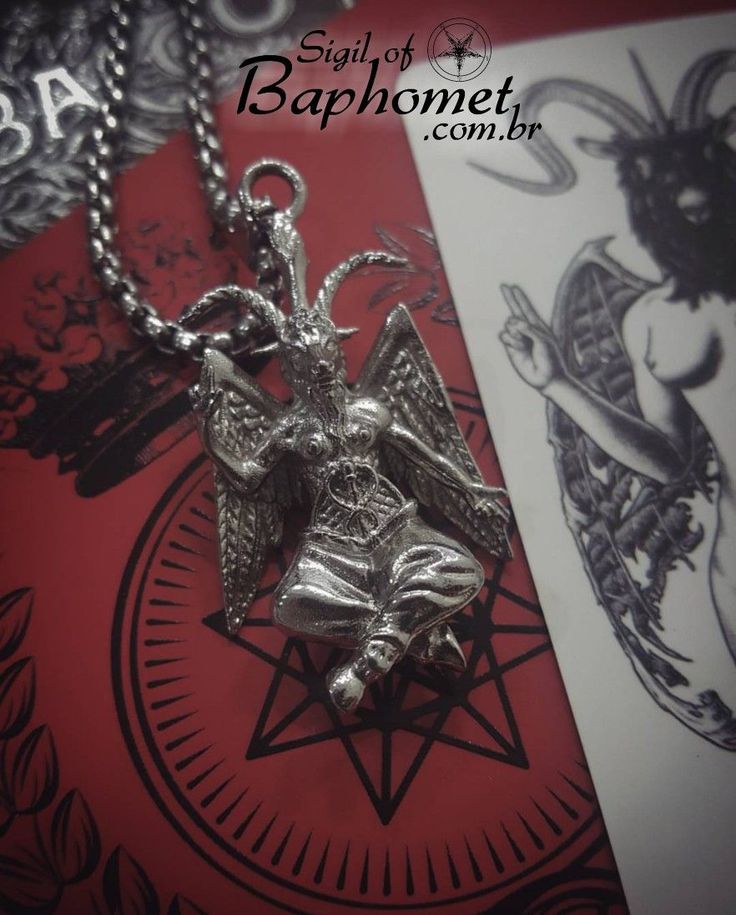 Satanic Clothes, Satanic Jewelry, The Satanic Bible, Satanic Clothing, Halloween Themed Birthday Party, Hip Hop Costumes, Witch Core, Jewelry Gothic, Witchy Jewelry