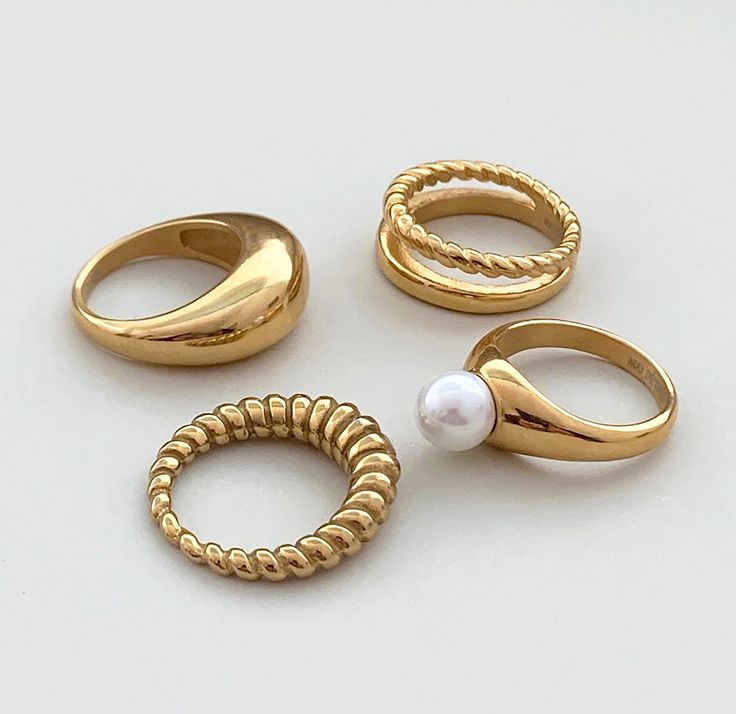 gold rings Non Tarnish Rings, Chunky Gold Rings, Croissant Ring, Accesories Jewelry, Bold Rings, Gold Rings Jewelry, Dome Ring, Ring Stack, Birthday Ring