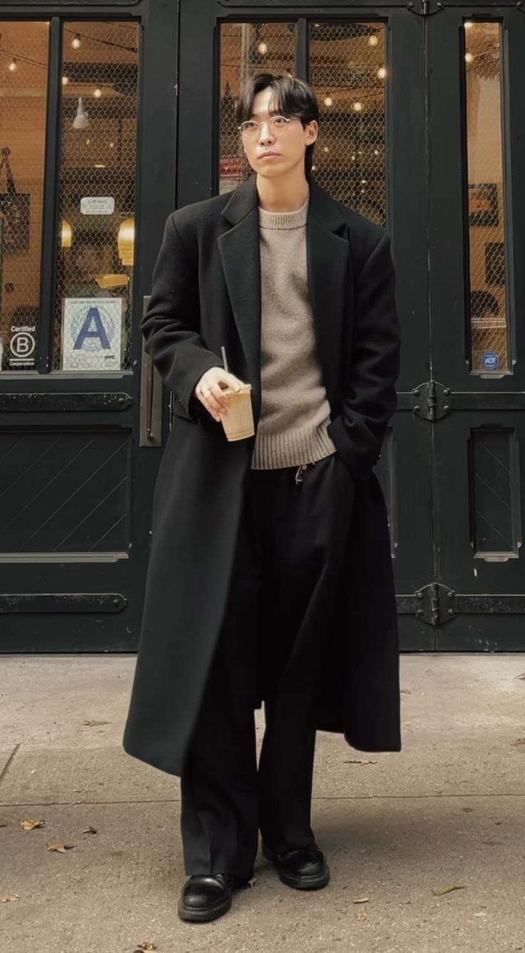 Men Classy Winter Outfit, Korean Outfit Men Winter, Kdrama Ceo Outfit Men, Men Winter Outfits Old Money, Korean Winter Outfit Men, Men Long Coat Outfit, Classy Outfits Men Winter, Old Money Outfits Men Fall Winter, Kdrama Men Fashion