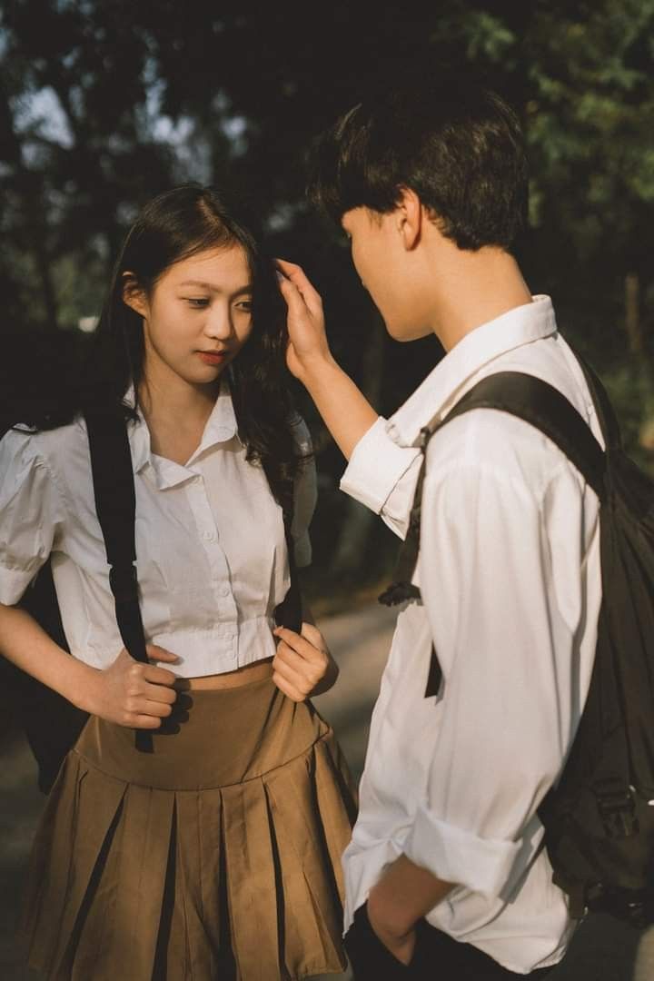 Hair Touching Couple, Korean University, Korean High School, Korean Couple Photoshoot, Image Couple, Cute Love Photos, Cute Couple Dp, Couple Poses Reference, Cute Couples Photography