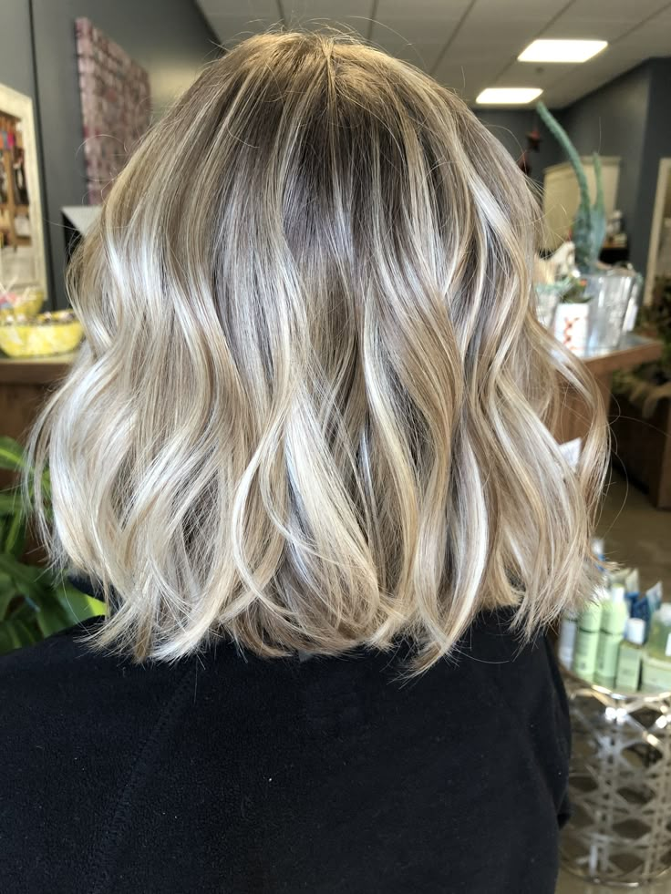 Blond Short Hair Highlights, Blonde Hair Color Short Hairstyles, Short Babylights Hair, Short Hairstyle Blonde Highlights, Full Highlights Blonde Short, Full Highlight Short Hair, Long Bob With Highlights Blondes, Light Balayage Short Hair, Blonde Balayage Shorter Hair