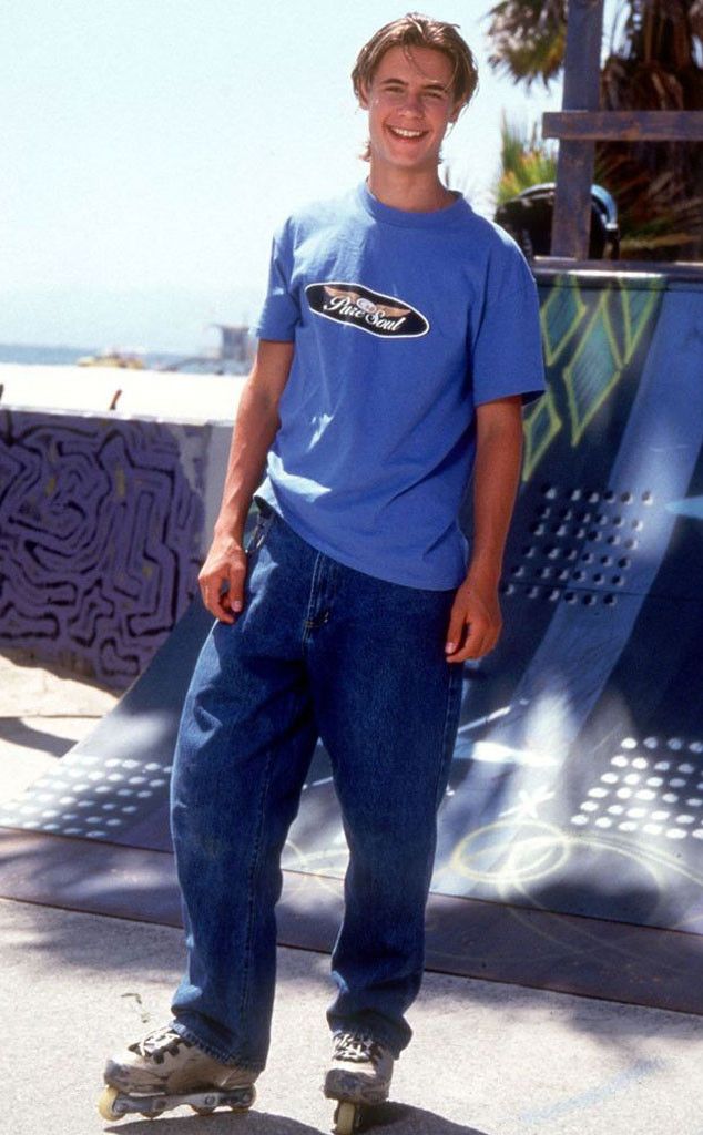 @lyndseyl - Brink has aged well! Eric Von Detten, Erik Von Detten 90s, 90s Boys Fashion, Boys Style Aesthetic, 90s Men Outfits, 90s Men Fashion, Skater Fits, Men 90s, 90s Fashion Men