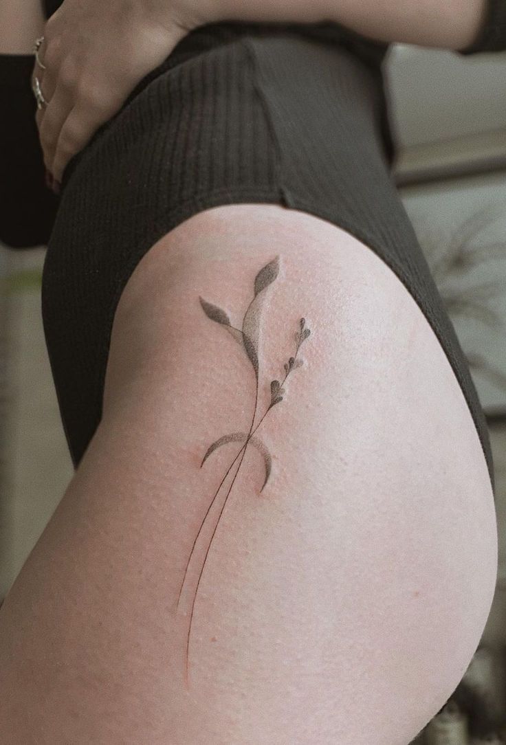 Hip Tattoos For Women, Lilly Flower Tattoo, Floral Hip Tattoo, Hip Thigh Tattoos, Hip Tattoos, Boho Tattoos, Hip Tattoos Women, Tattoed Girls, Thigh Tattoos Women