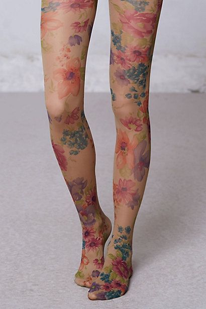 Funky Tights, Floral Tights, Estilo Hippie, I'm With The Band, Stocking Tights, Mode Vintage, Mode Inspiration, Latest Fashion For Women, Look Fashion