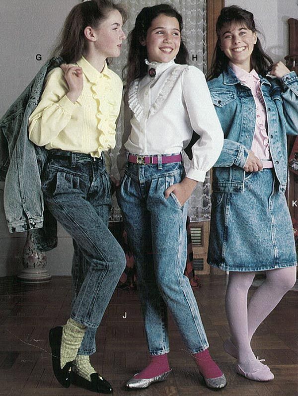 Girls Fashion from a 1987 catalog #vintage #fashion #1980s #1980SFashionTrends 1980s Fashion Women, Look 80s, 1980s Fashion Trends, Fashion 1980s, 80s Fashion Trends, Casual Attire For Women, 80’s Fashion, Fashion 80s, 80s And 90s Fashion