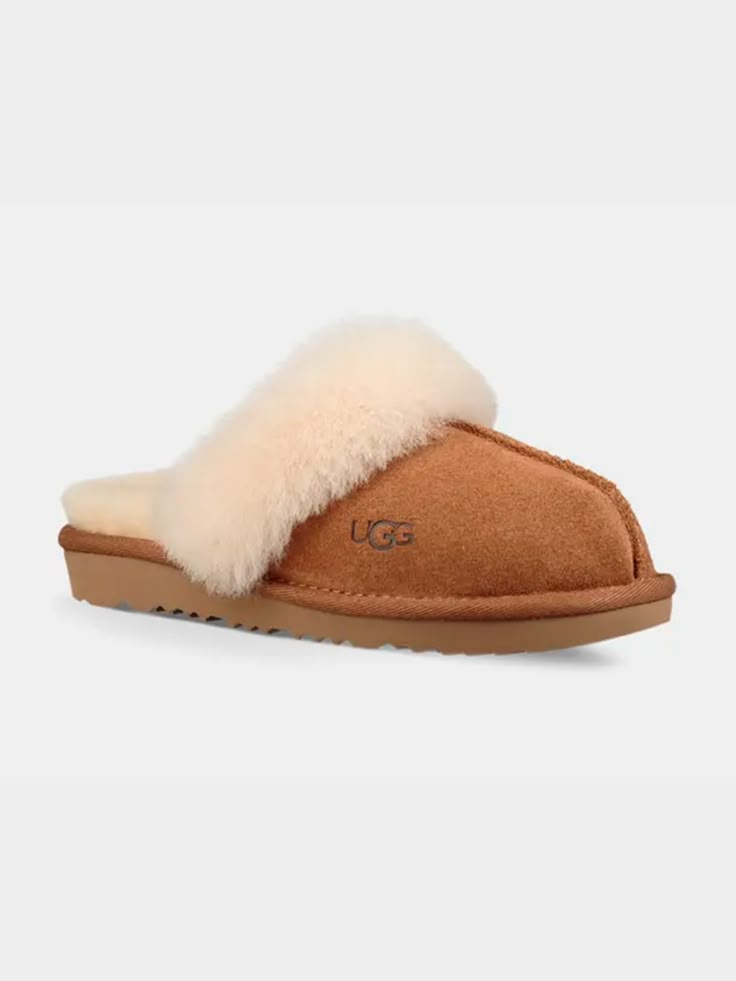 Kids Cozy II Slippers - Chestnut Fluffy Ugg Slippers, Ugg Cozy Slippers, Slipper Uggs, Uggs Slippers, Cute Uggs, Uggs For Cheap, Chestnut Uggs, Ugg Kids, Cute Nike Outfits